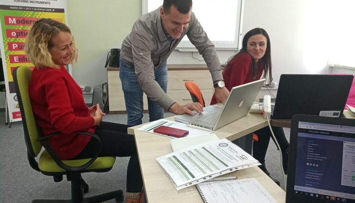 76775114_148120679915904_2841698711204003840_o