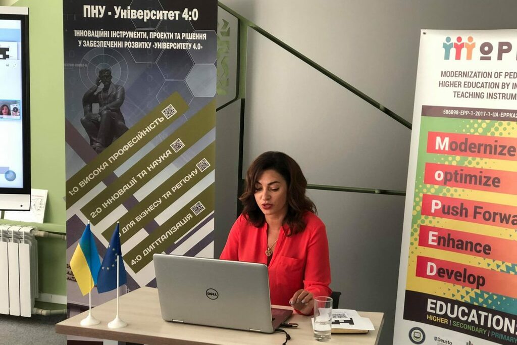 118275091_588654618445468_2580950203957177395_n