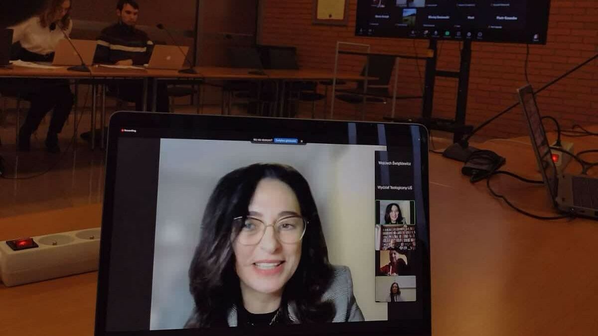 51cfecdf-4389-434c-b625-a5ef3c57d43e