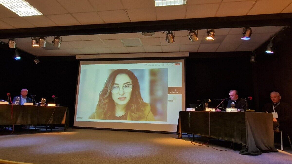 d025e28b-6ecf-416e-8233-89b9b557465c